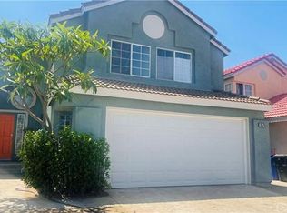 15575 Willow Dr, Fontana, CA 92337