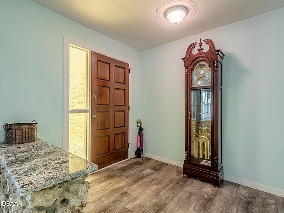 4th image of 45 Bramblewood Ln