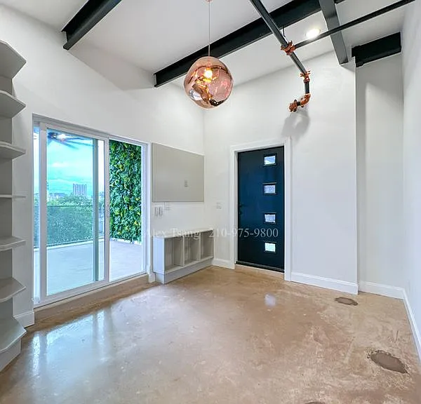 630 Montana St #301 — Photo 7