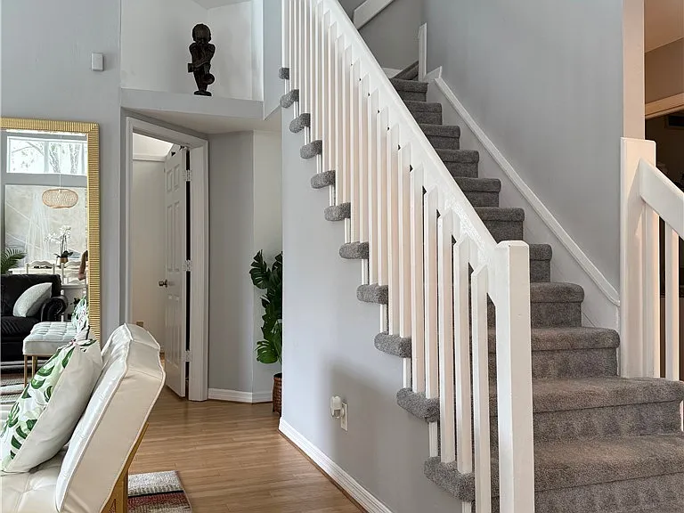 15009 Cloverdale Dr — Photo 9