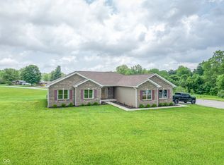 8090 N State Highway 7, Elizabethtown, IN 47232