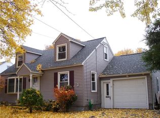 110 Russell Ave, Liverpool, NY 13088