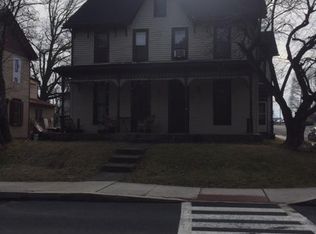 100 E Main St, Brownstown, PA 17508