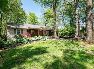 3215 Woodlea Rd N, Whitehall Township, PA 18069