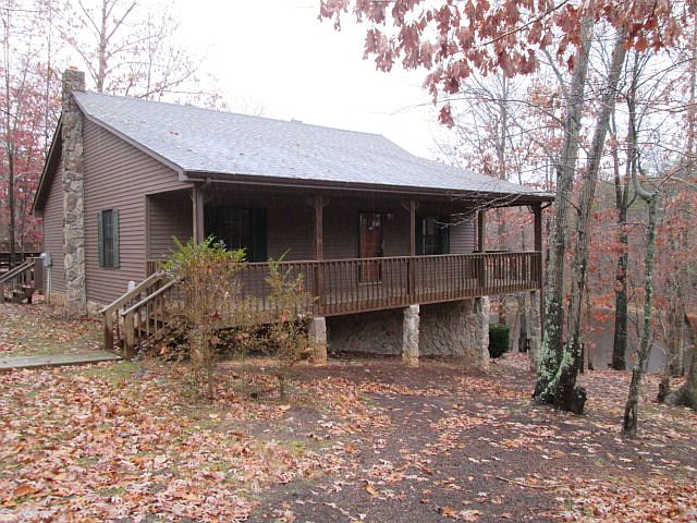 1st image of 305 Worley Ct