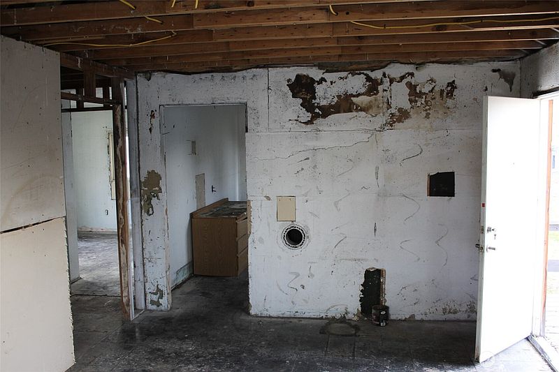 5th image of 113 S Lutcher Avenue