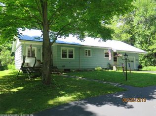 138 Winn Rd, Falmouth, ME 04105