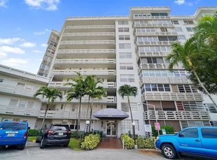 1401 NE Miami Gardens Dr, Miami, FL 33179