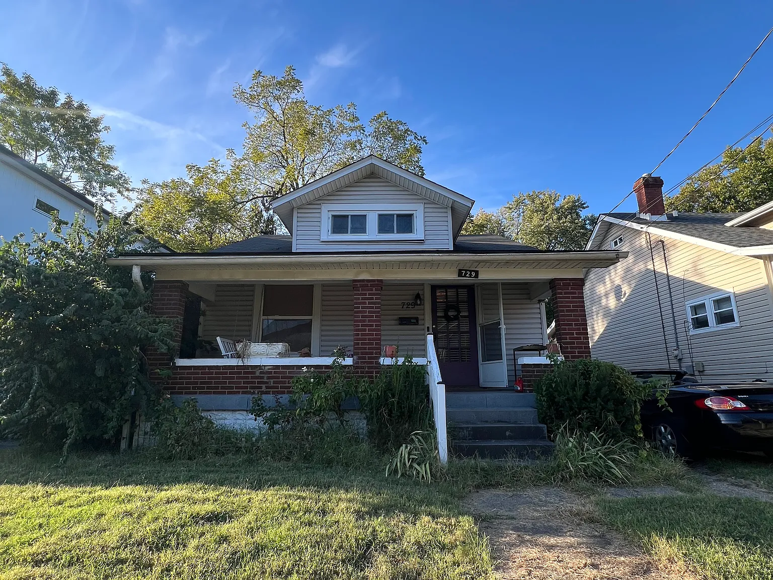 2 bed, 713 sqft, $1,300 — Photo 1
