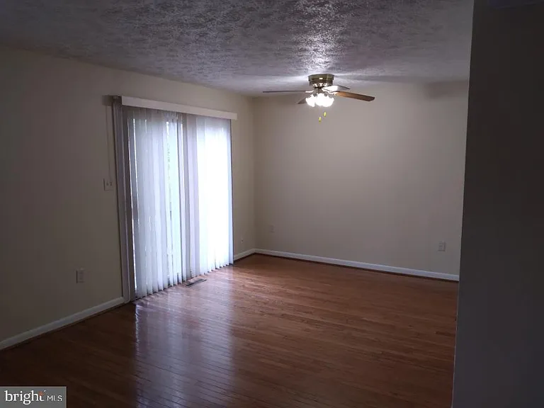39 Wayside Ct — Photo 17