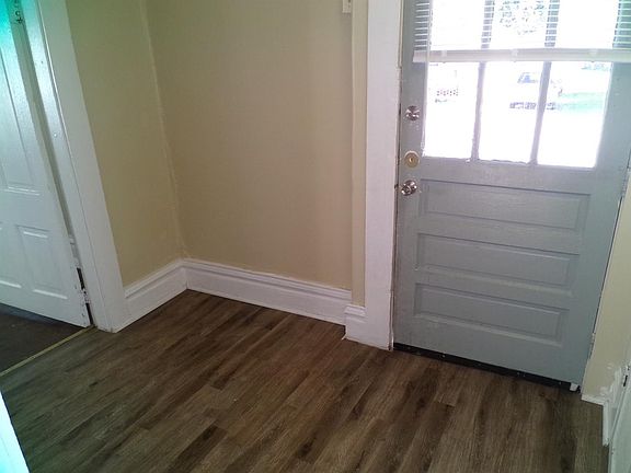 4th image of 368 Wallace Ave #E-f
