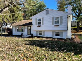 5802 Arcturus Dr, Roanoke, VA 24018