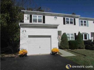 84 Fieldstone Blvd, Wappingers Falls, NY 12590