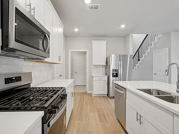 6th image of this home