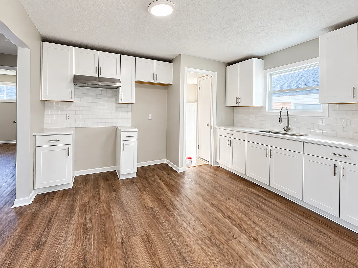 3 bed, 1176 sqft, $1,595 — Photo 1