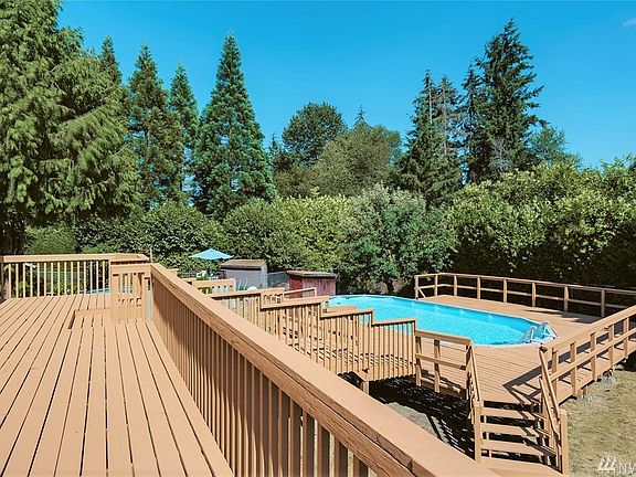 4th image of 7307 48th Ave E