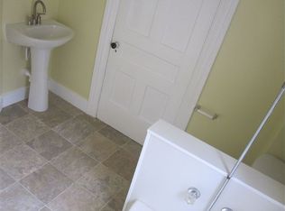 1022 Bennett St APT 2, Jackson, MI 49202