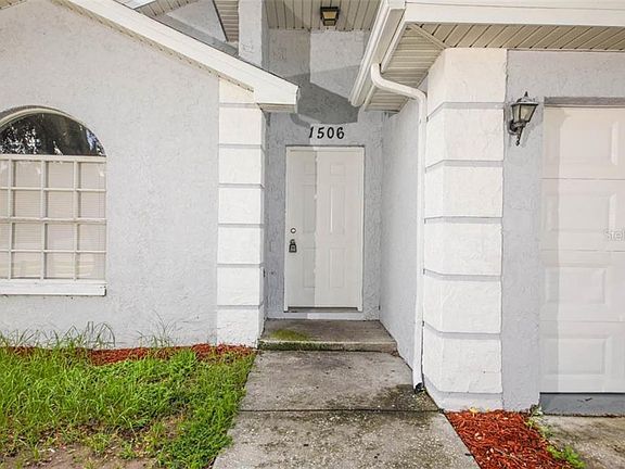 3rd image of 1506 E Osborne Ave