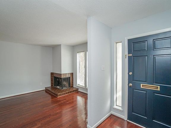 5th image of 5210 Woodlawn Pl