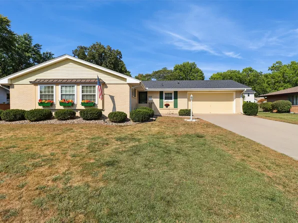 7215 Washington Ave, Windsor Heights, IA 50324