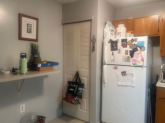 4th image of 139 Darwin Ln