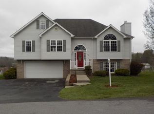 381 Wyndale Dr, Princeton, WV 24739