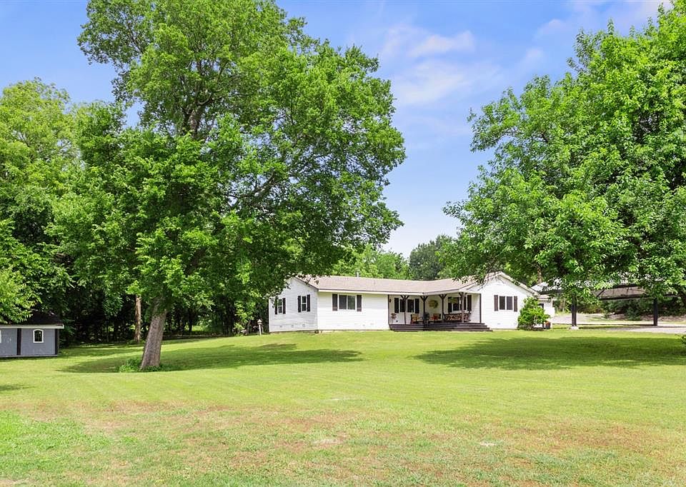 1st image of 2489 County Road 1084