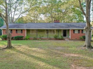 263 Cooper Lake Rd SE, Mableton, GA 30126