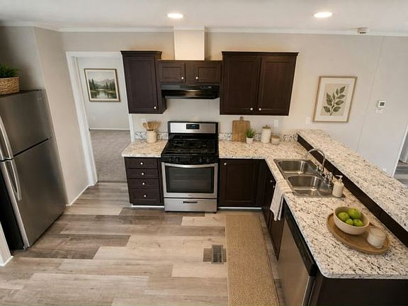 2nd image of 212 Cardinal Ln #212