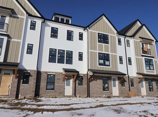 6361 Coverage Ct, Mason, OH 45040