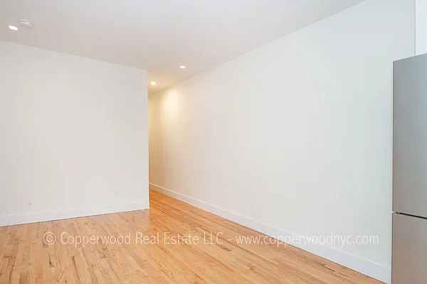 Rented by Copperwood Real Estate | media 11