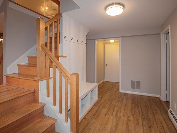 2nd image of 2529 Kirklyn St