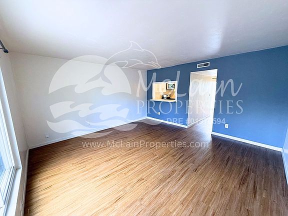4th image of 4193-4199 Illinois St