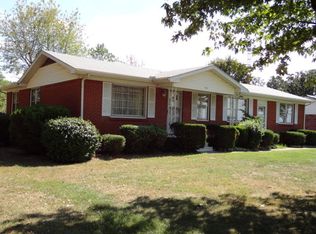 910 North Dr, Hopkinsville, KY 42240