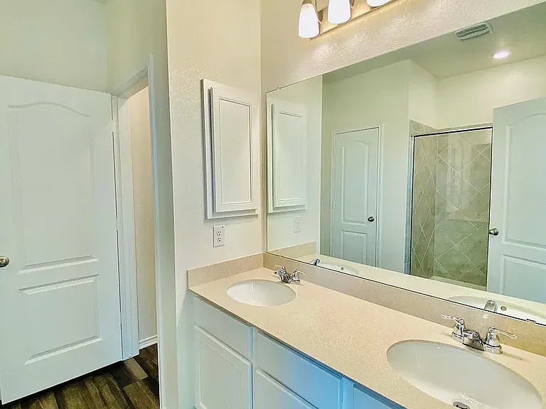 2008 Alexander Oaks Dr — Photo 5