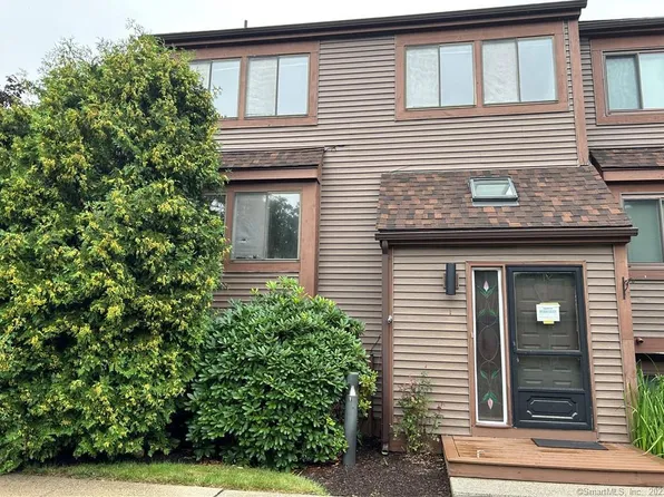 1 Wickhams Fancy #1, Canton, CT 06019