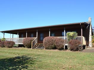 3088 Indian Valley Rd NW, Radford, VA 24141