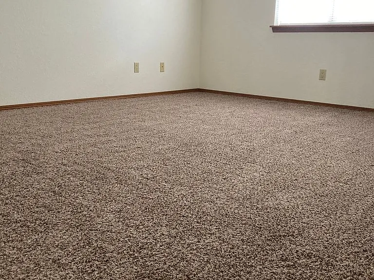 639-645 745 & W Scott 540 #761-44 — Photo 16