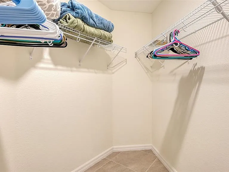 5710 Palmer Cir #201 — Photo 27