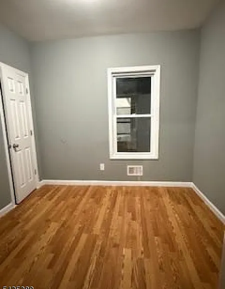 380 Halsted St — Photo 11