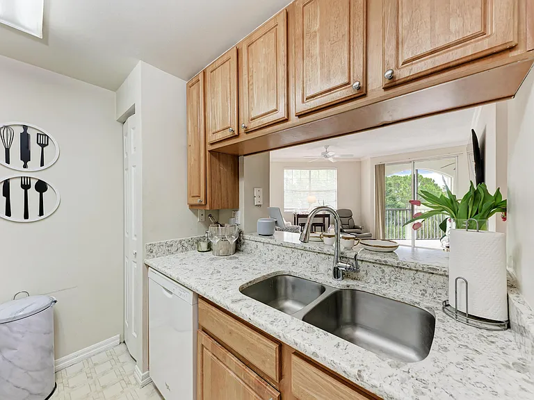5601 Bentgrass Dr #304 — Photo 17