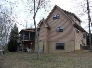 66 Sharp Top Cir, Blairsville, GA 30512