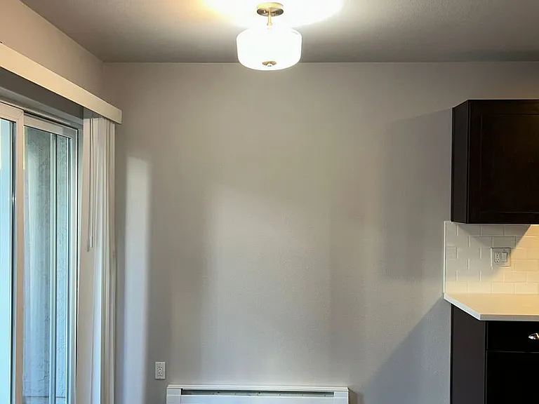5900 SW Admiral Way — Photo 8