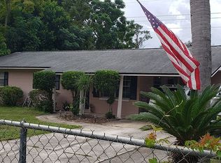 1216 Floral Way, Forest City, FL 32703