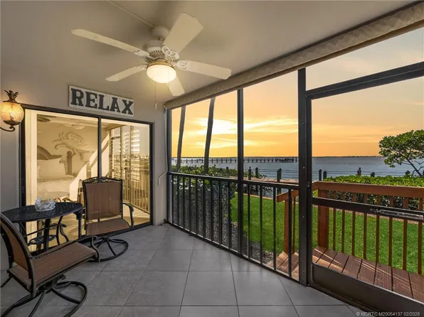 4680 NE Sandpebble Trce APT 103, Stuart, FL 34996