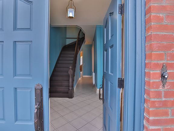 3rd image of 28 Stowe Ave