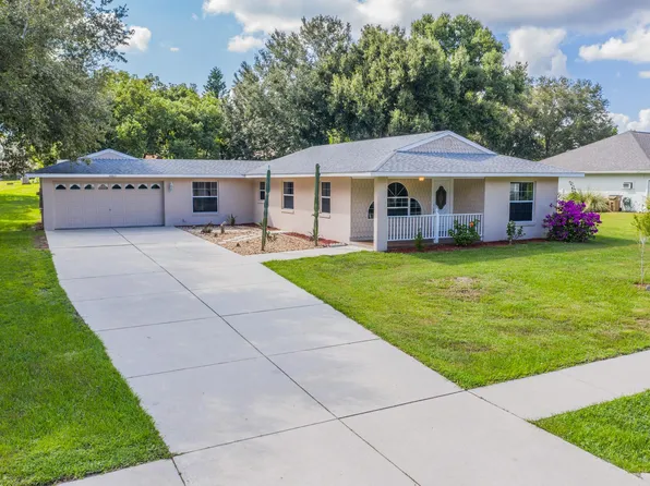 36611 Antone Dr, Grand Island, FL 32735