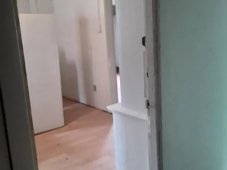 109 Sobieski St — Photo 3