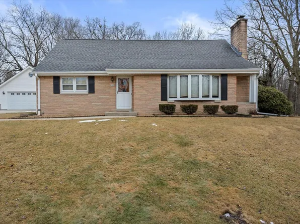 8060 South 68th STREET, Franklin, WI 53132