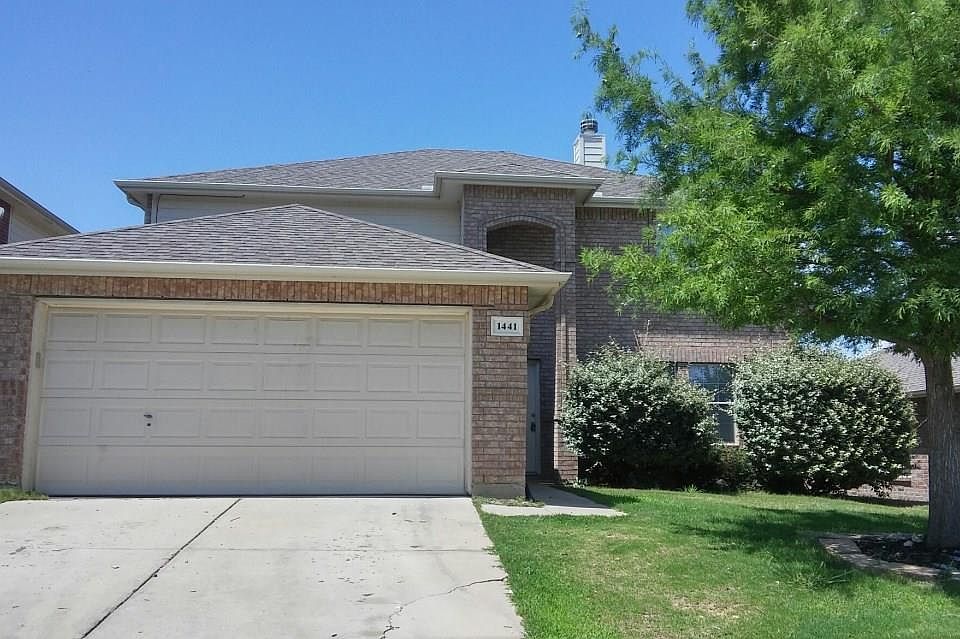 1st image of 1441 Waterford Dr